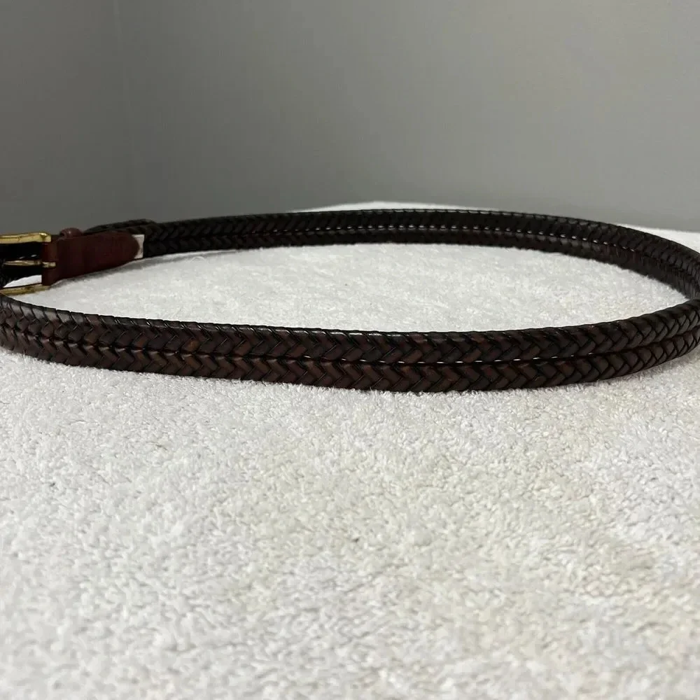 Fossil Mens Brown Woven Braided Leather Belt Size 110/M Solid Brass Buckle *Flaw
